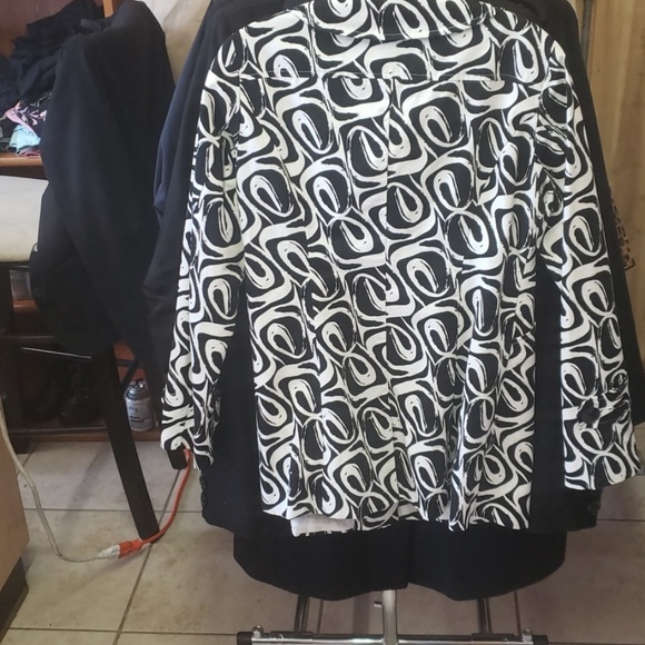 Jacket - Picture 2 of 2